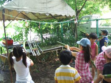 竹の水鉄砲作り