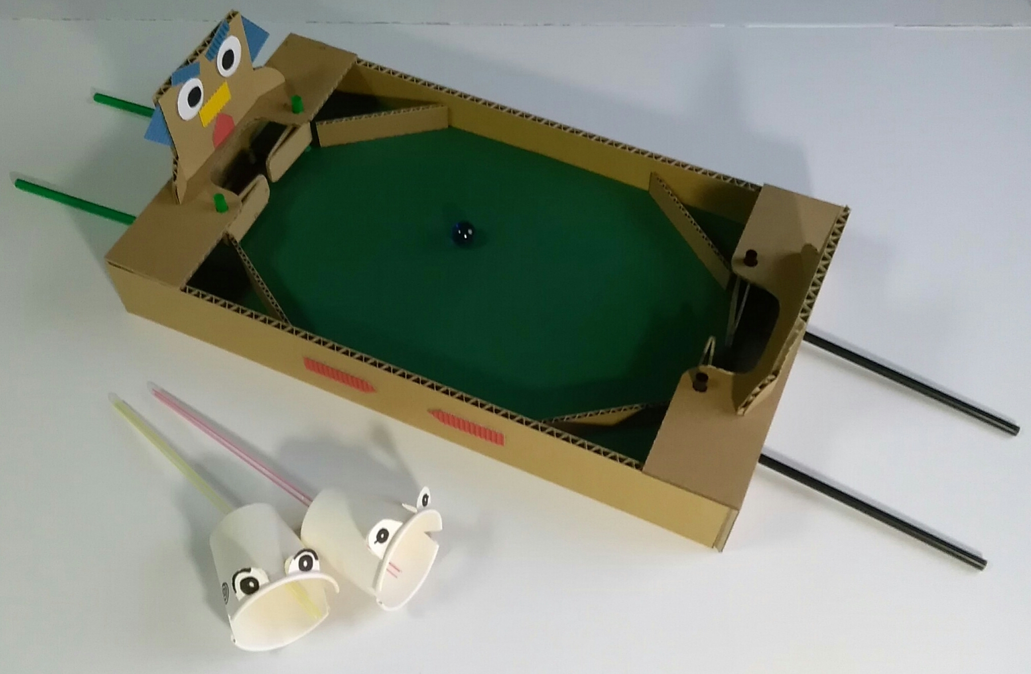 対戦型ゲームのホッケーゲームロボの工作写真