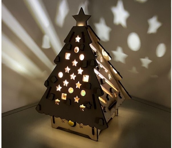 クリスマスツリーLEDランタンの見本です。