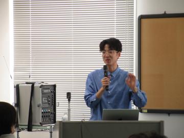 講師の西井開先生